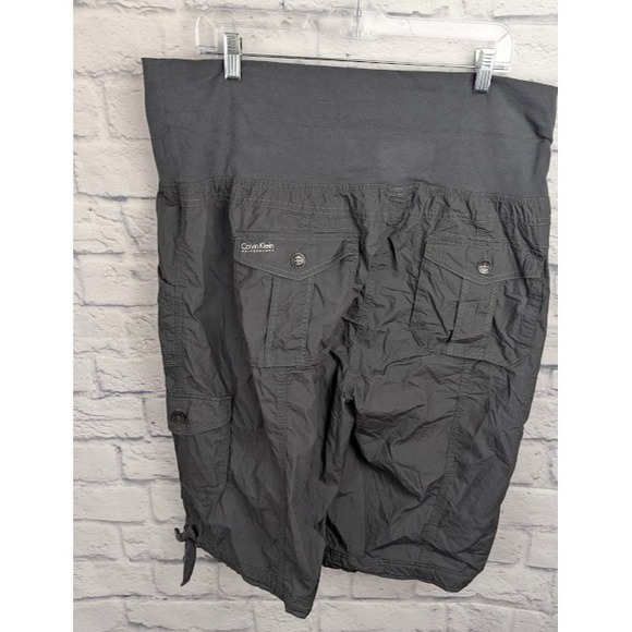 Calvin Klein Performance Womens Cargo Rollover Bermuda Shorts Charcoal Size XXL - Picture 2 of 4